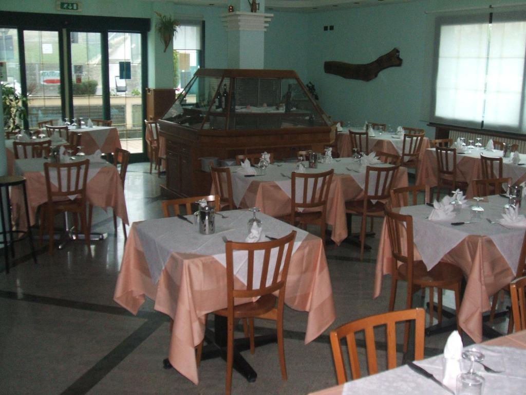 Hotel Kristall Loiano Екстер'єр фото