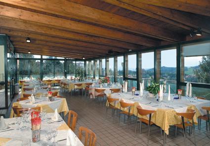 Hotel Kristall Loiano Екстер'єр фото